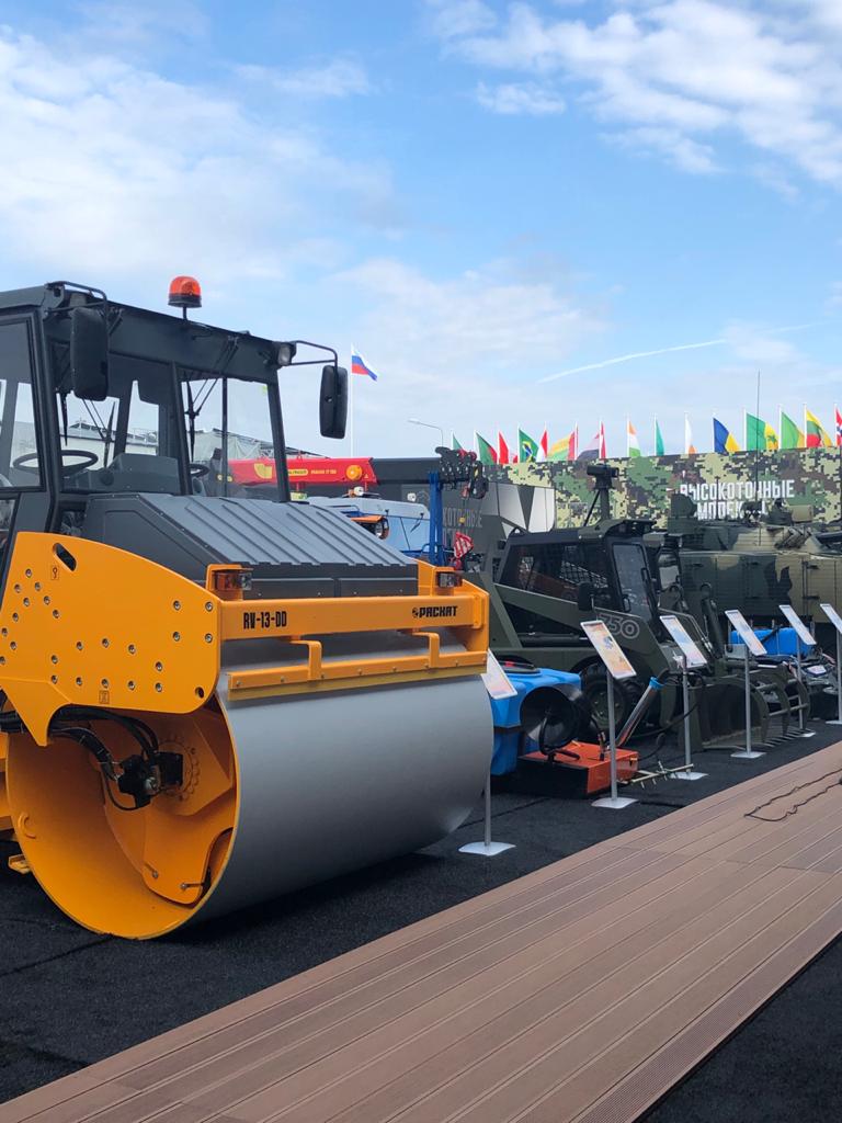 Ярославские суда, двигатели и техника представлены на форуме «Армия-2020»