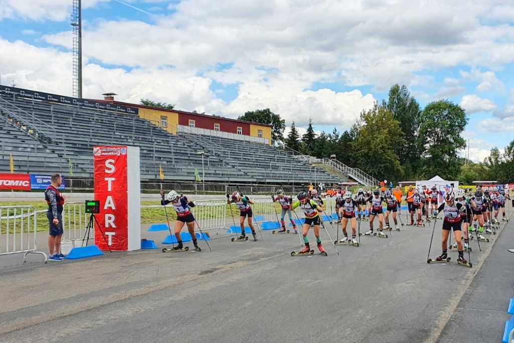 Чемпионат России и Всероссийские соревнования по летнему биатлону стартовали в «Демино»