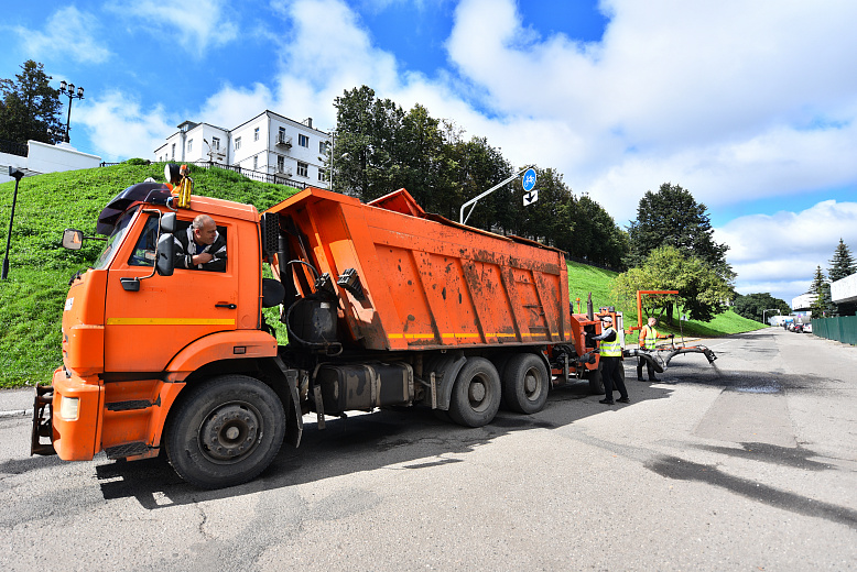 Ямочный ремонт проведут по 70 адресам в Ярославле