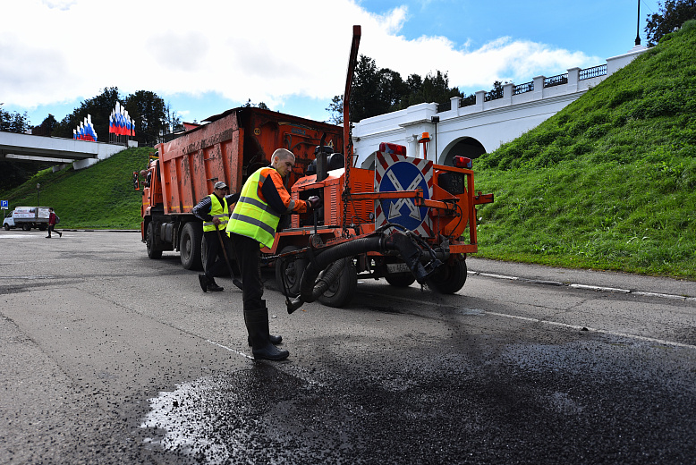 Ямочный ремонт проведут по 70 адресам в Ярославле