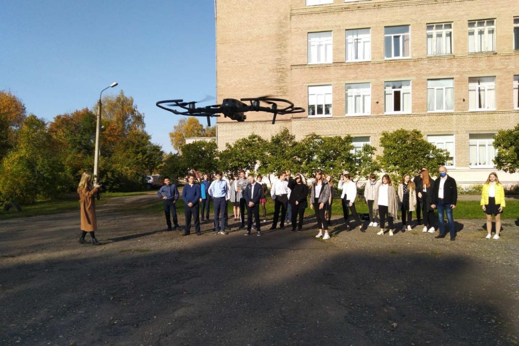 Дмитрий Миронов: мобильный «Кванториум» посетил сельские школы Ярославской области