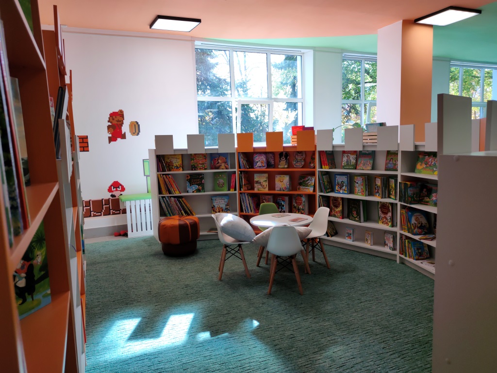 Первая в регионе детская модельная библиотека открылась в Угличе