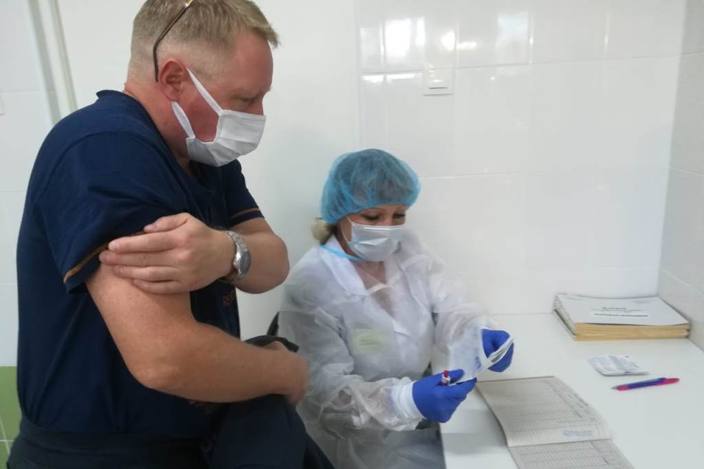В Ярославской области начинается вакцинация добровольцев от коронавируса