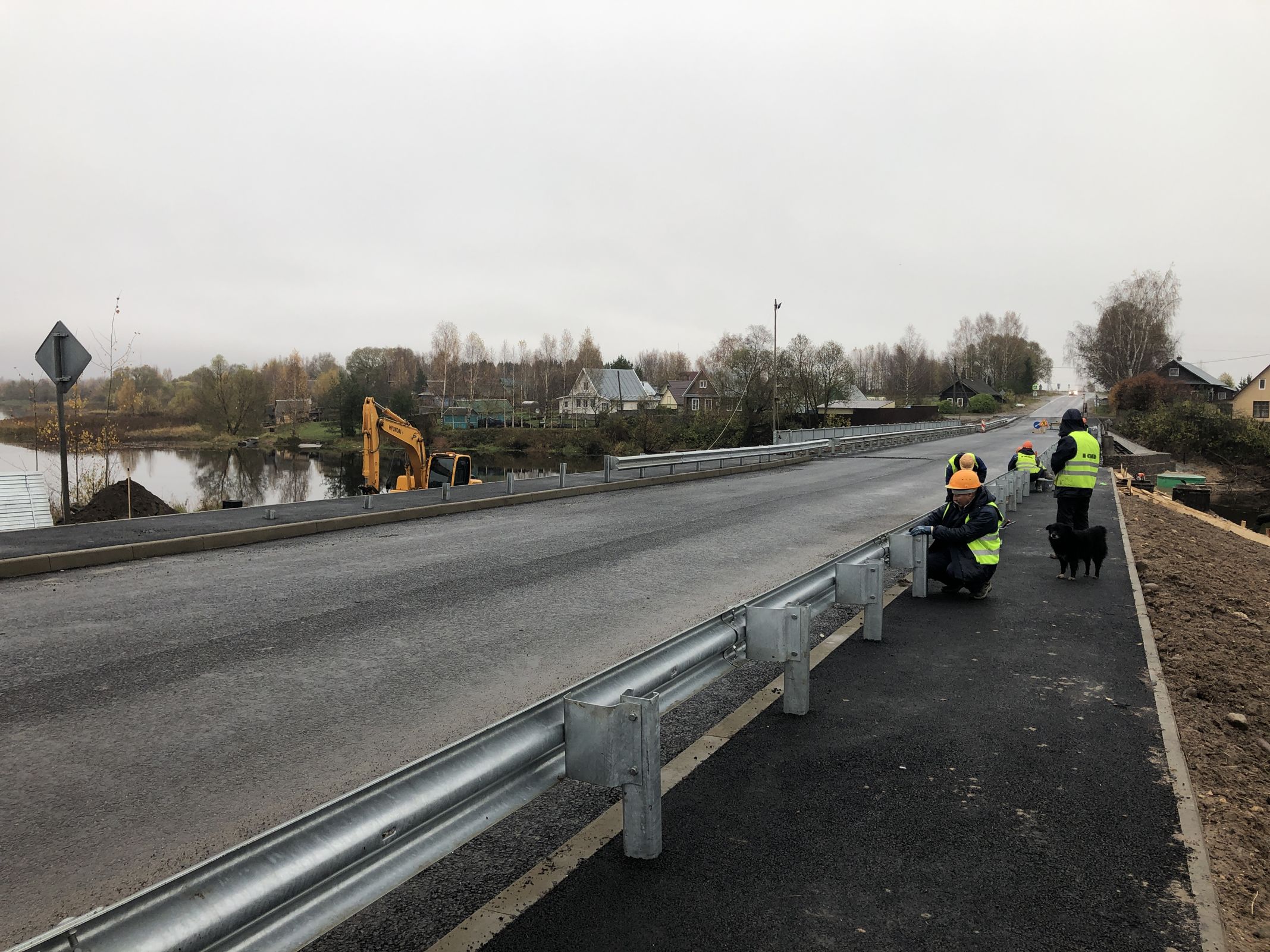 Завершен капремонт моста через реку Ветху в Пошехонском районе