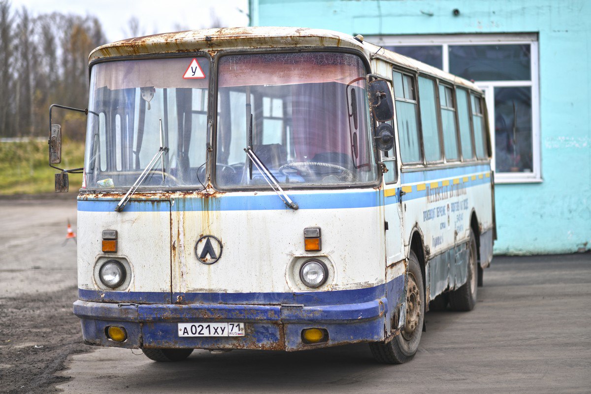 В Ярославль прибыл ретро-автобус