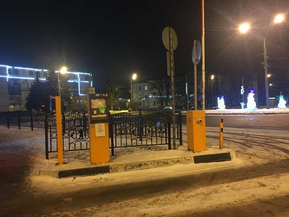 В Ярославле муниципальные парковки временно стали бесплатными