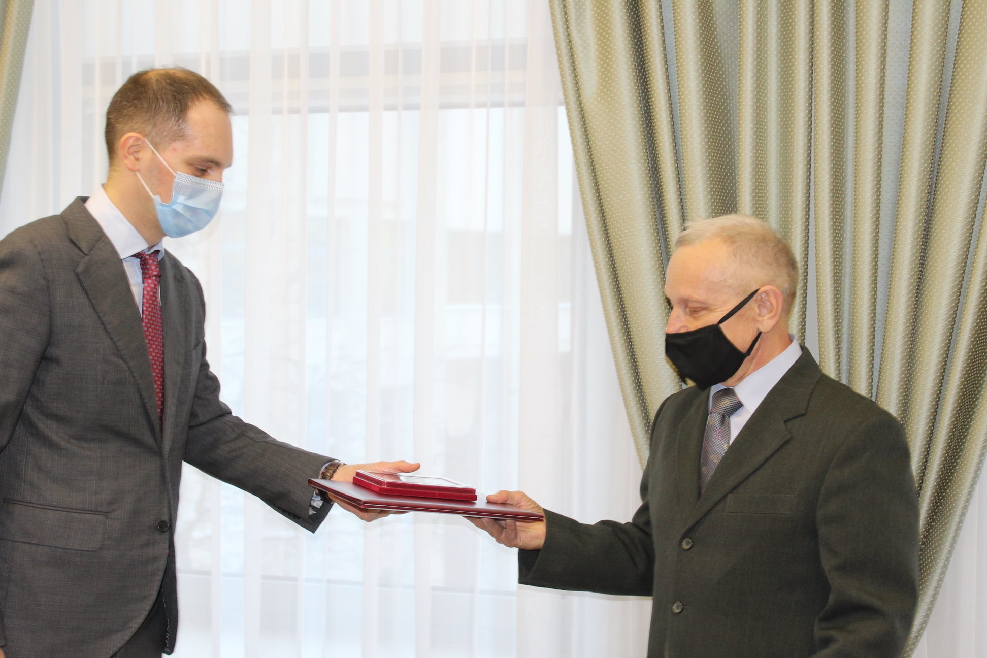 Сотрудника гостехнадзора из Ярославской области наградили на федеральном уровне