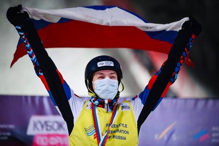 Ярославский спортсмен Максим Буров одержал четвертую победу подряд на Кубке мира по фристайлу