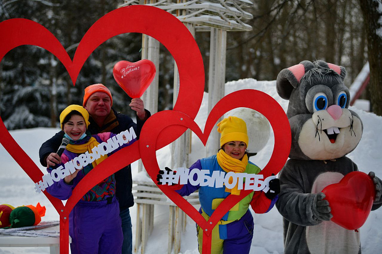 Ярославцы отметили День всех влюбленных на Даманском острове