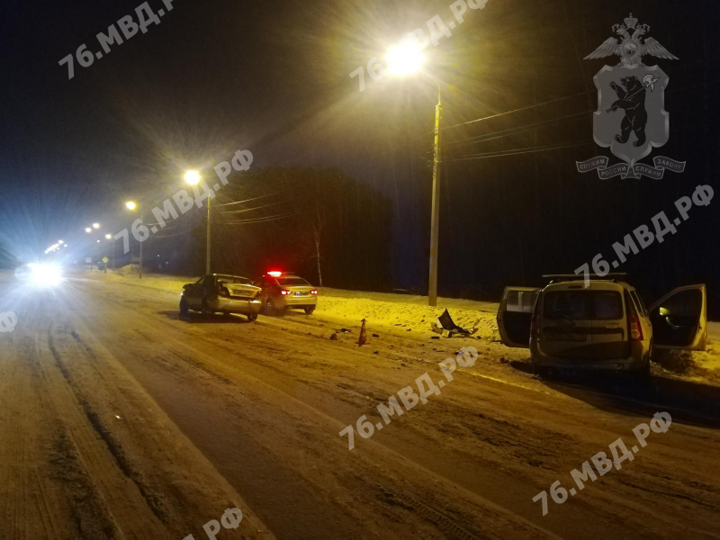В аварии на Тормозном шоссе в Ярославле пострадал водитель