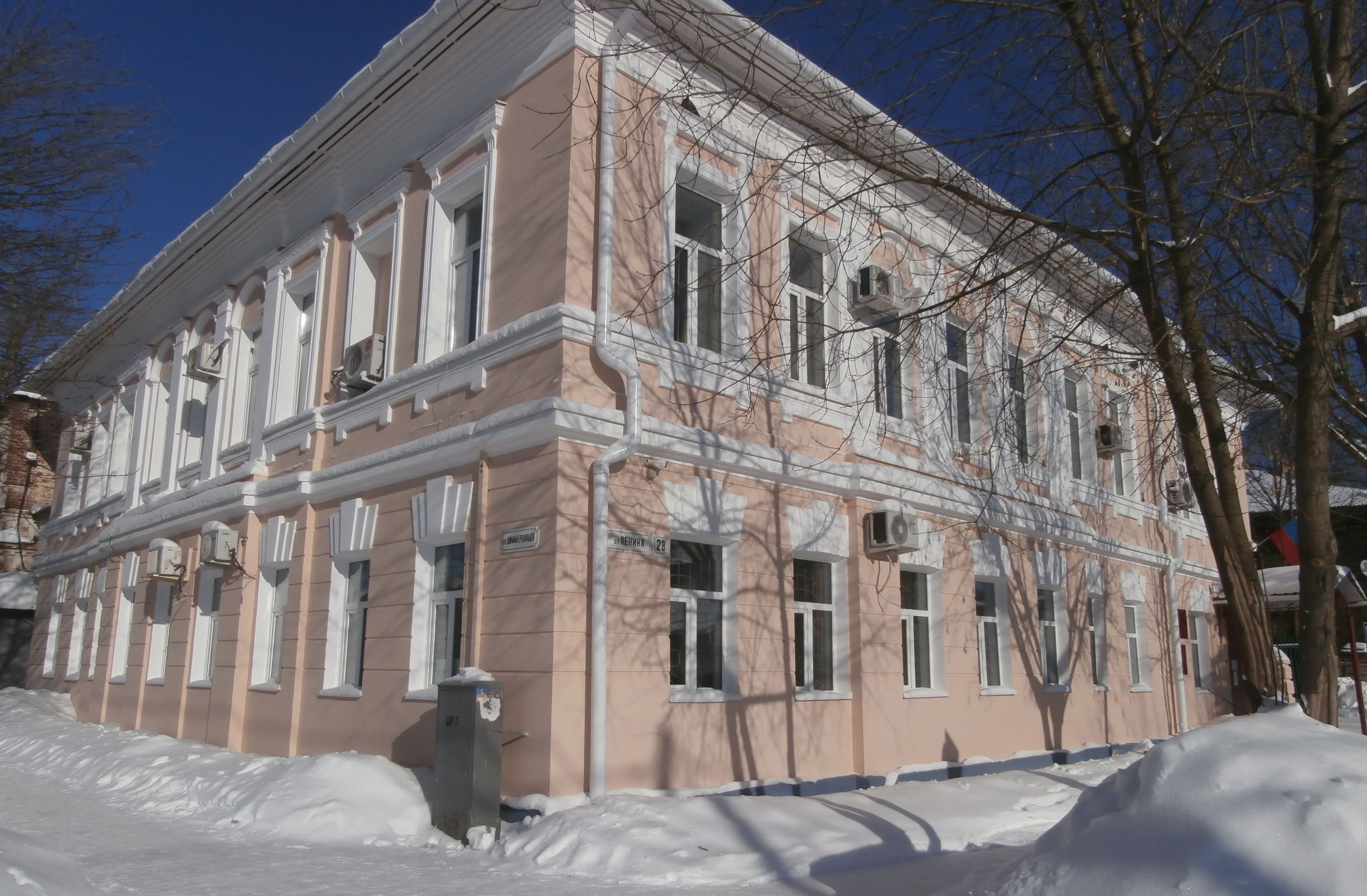 Отремонтирован памятник архитектуры в центре Данилова
