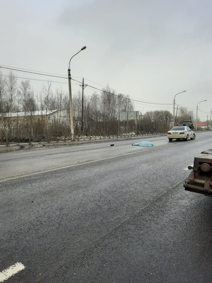 На Костромском шоссе в Ярославле насмерть сбили пешехода