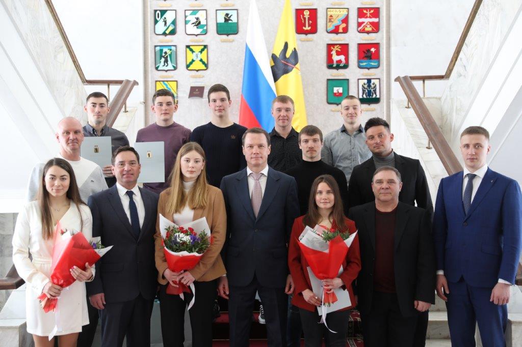 Ярославских фристайлистов наградили за триумфальные выступления на чемпионате и первенстве мира