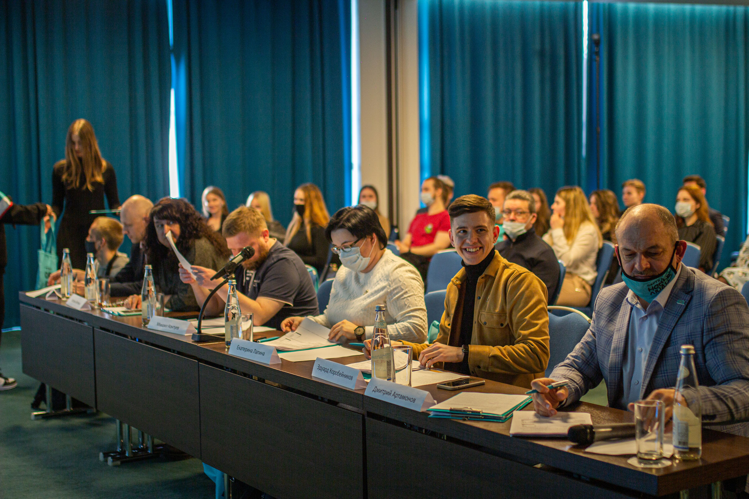 «Новые Люди» поддержали бизнес и досуг: в Ярославле наградили финалистов «Марафона идей»