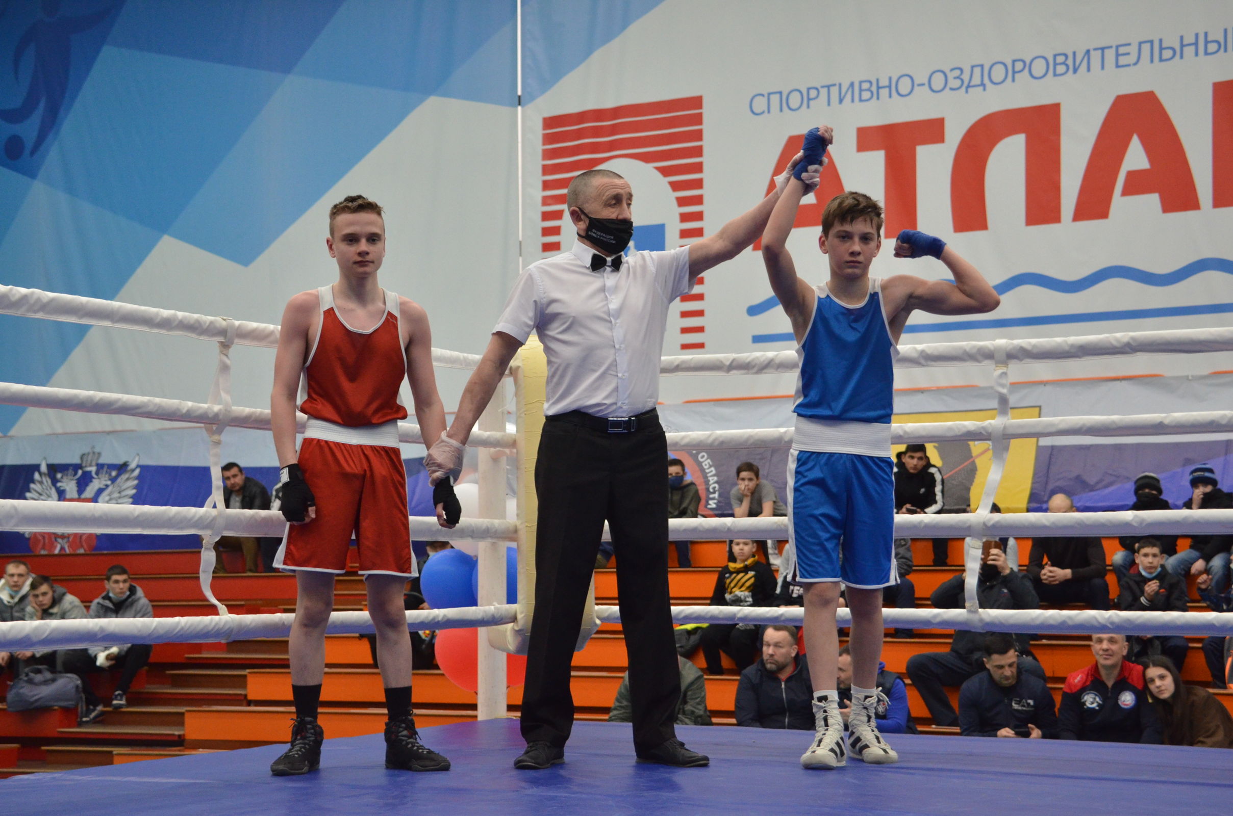 Более 30 медалей различного достоинства завоевали боксеры области на турнире памяти Юрия Сироткина