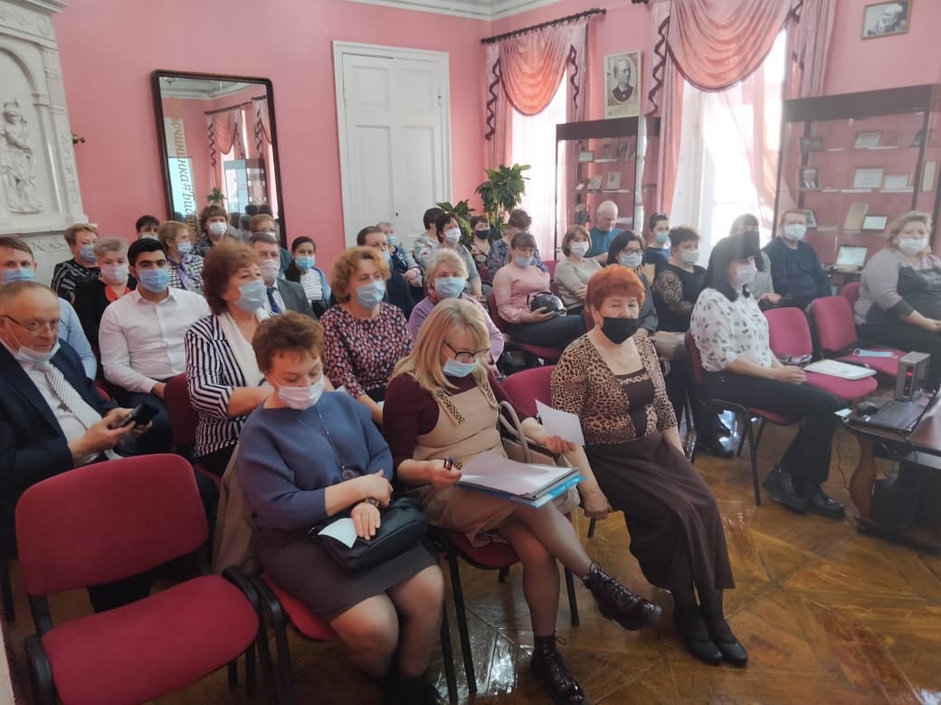 Проекты благоустройства территорий обсудили в Рыбинском районе