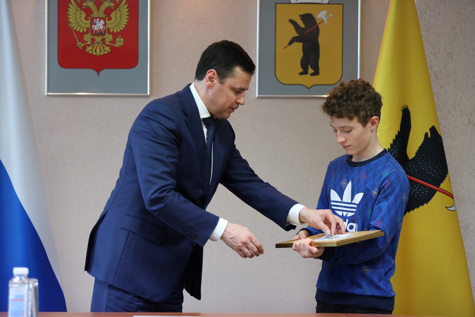 Дмитрий Миронов встретился с победителями первенства России по боксу