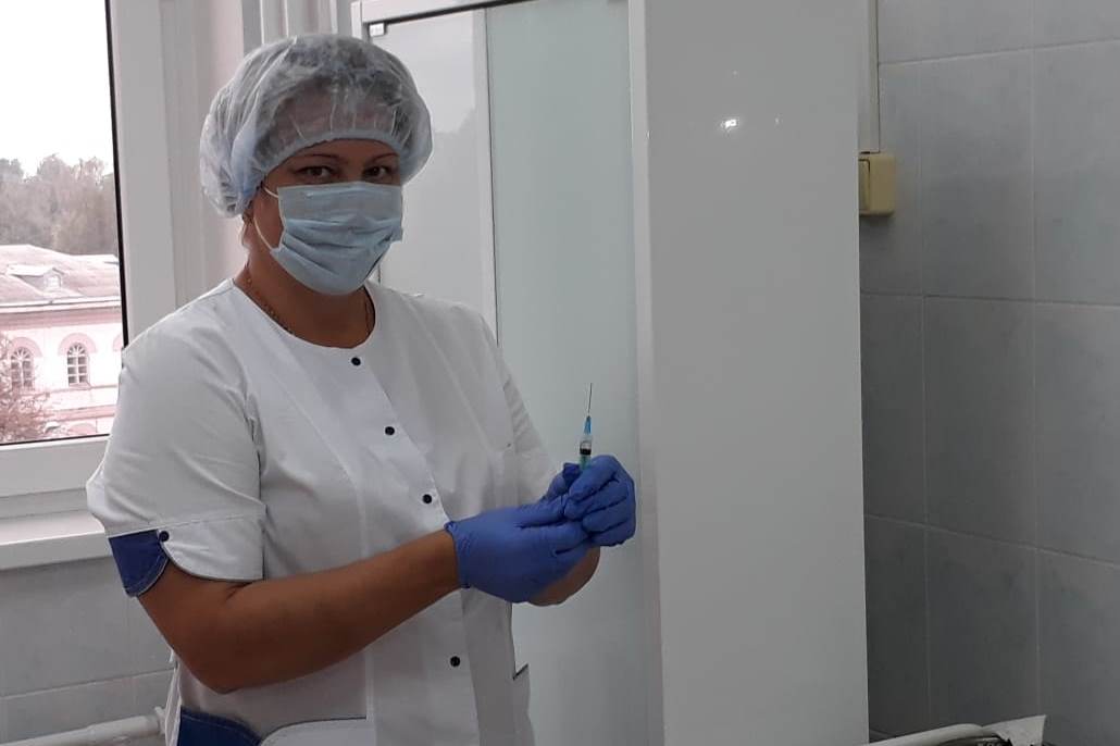 50 тысяч пожилых жителей Ярославской области сделали прививки от коронавируса