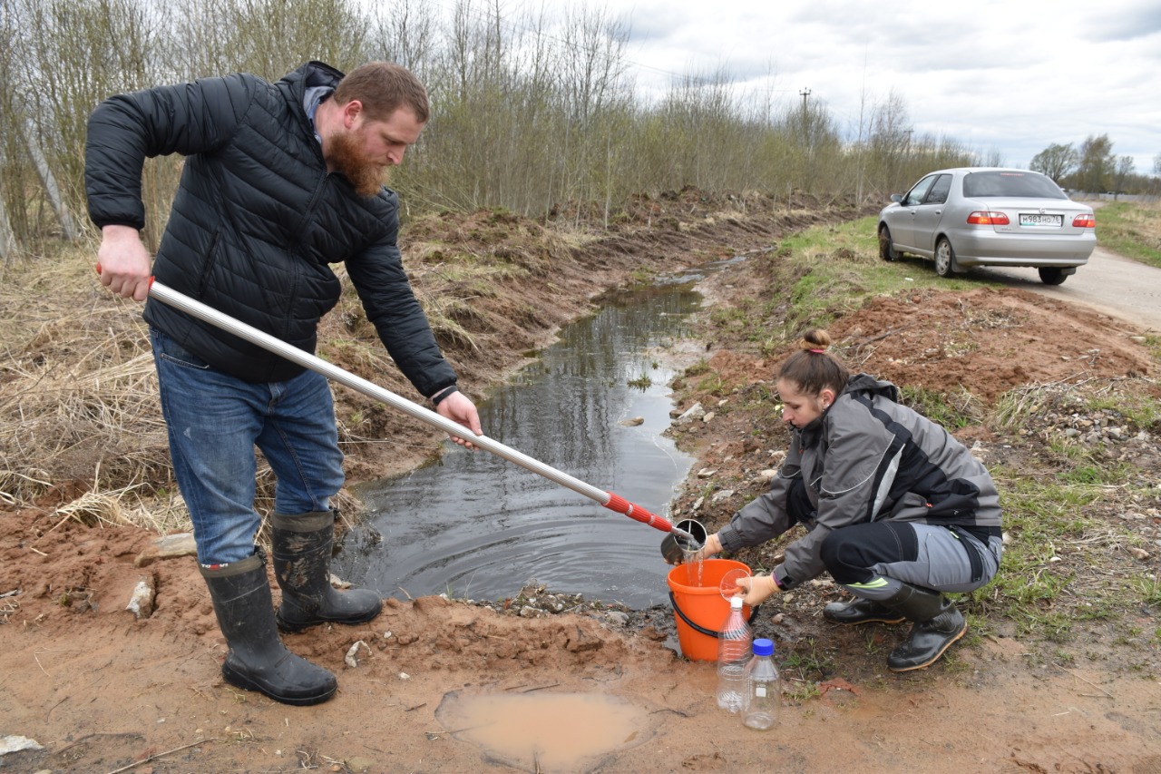 В Ярославском районе провели проверку по факту загрязнения водных объектов стоками с сельхозпредприятий