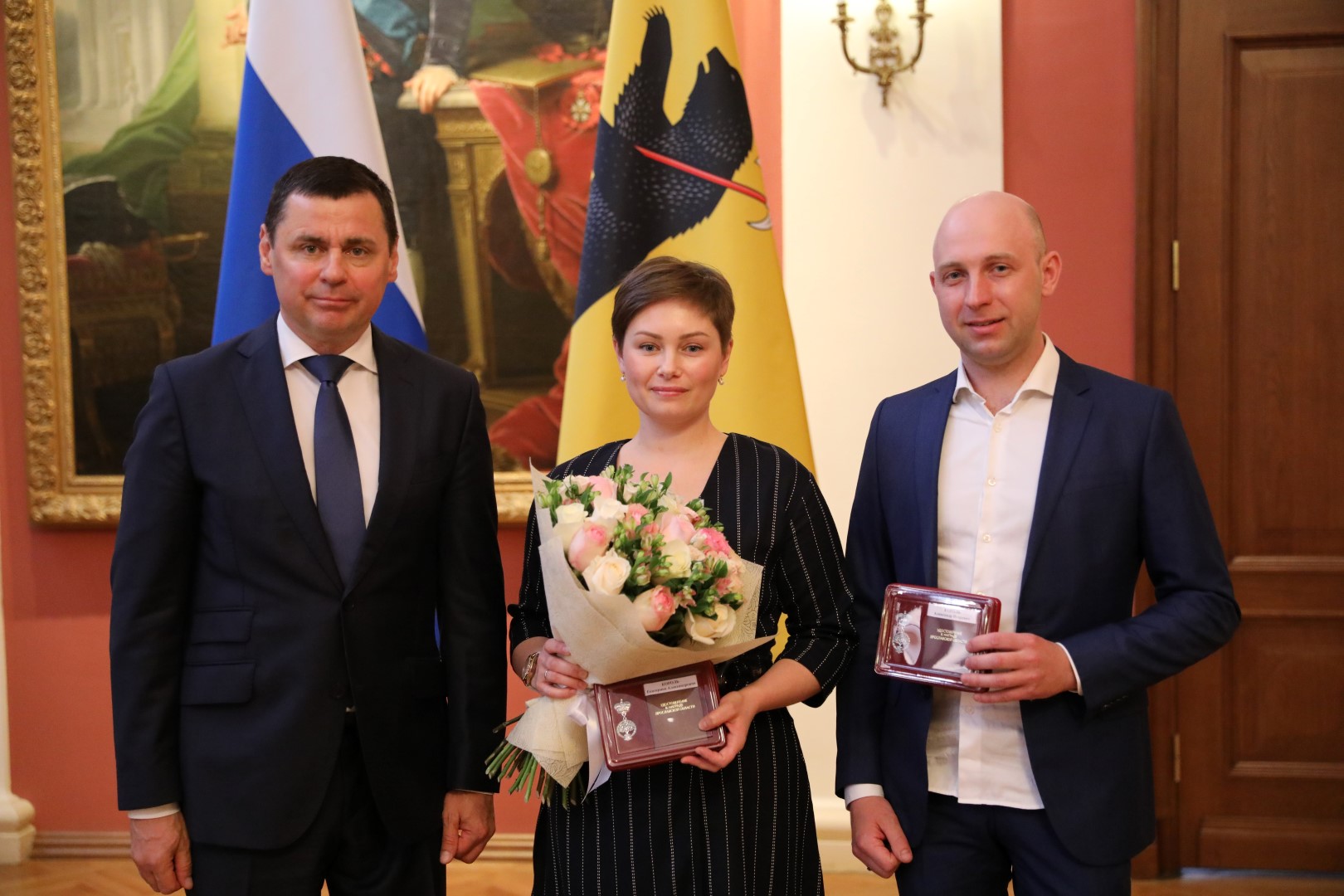 ​Дмитрий Миронов вручил медали «За верность родительскому долгу»