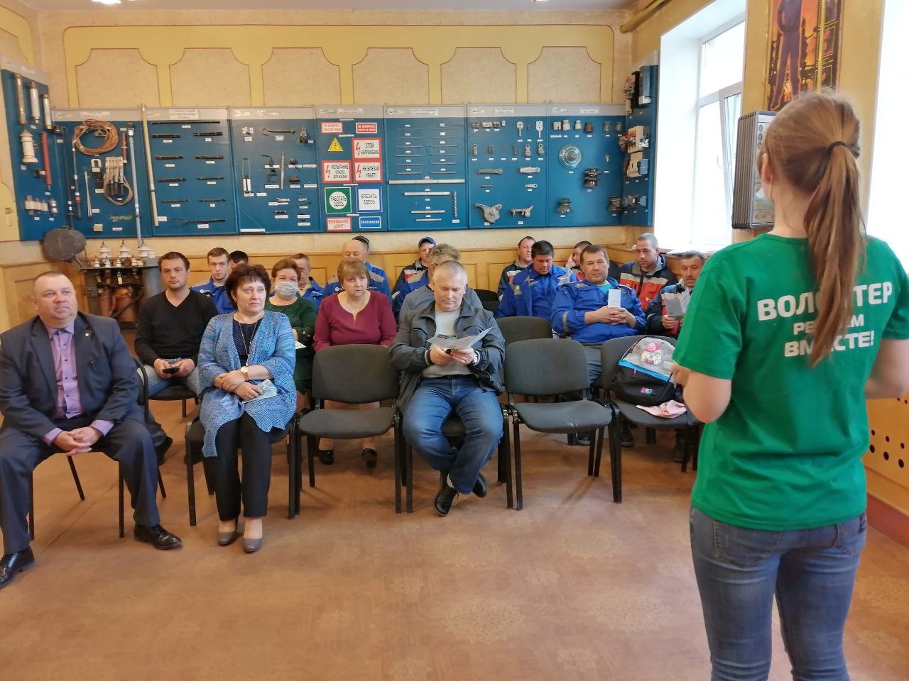 Волонтеры рассказывают ярославцам, как проголосовать за объекты благоустройства