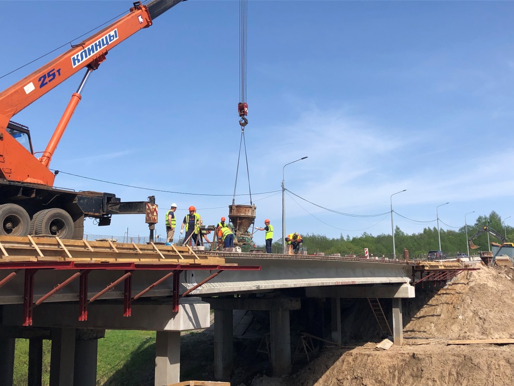 Реконструкция моста через реку Печегду на трассе Ярославль – Рыбинск идет по графику