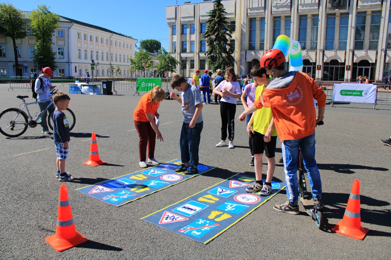 Для ярославских школьников провели «Лабораторию безопасности»