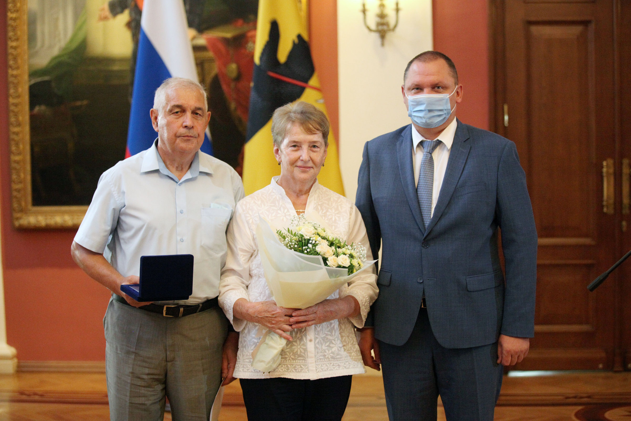 ​Ярославские семьи получают награды «За любовь и верность»