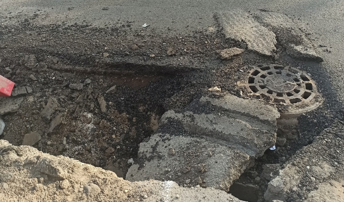 В Ярославле на проспекте Машиностроителей дорожники оставили опасные ямы