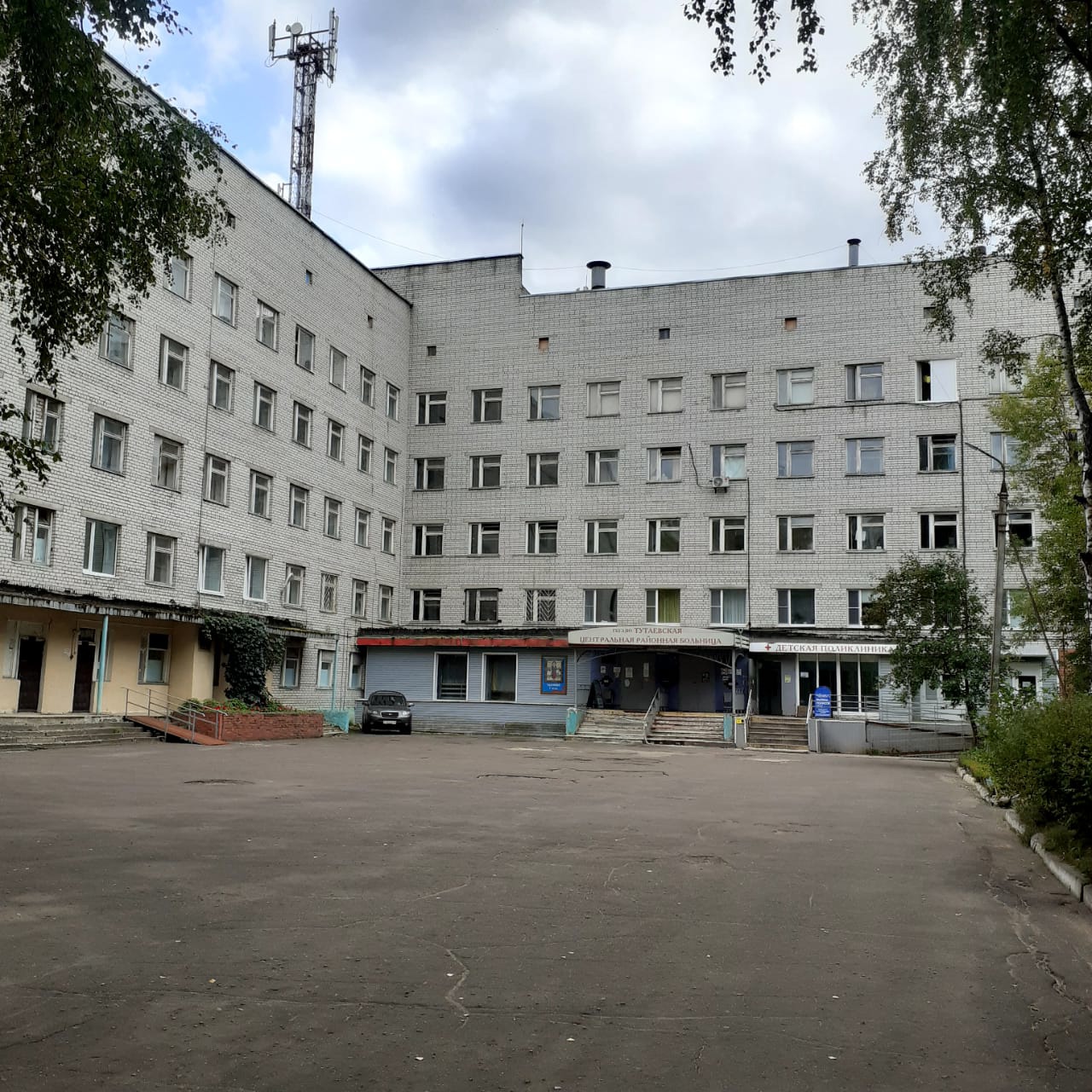 20 единиц крупной и средней медицинской техники поступит в Тутаевскую районную больницу