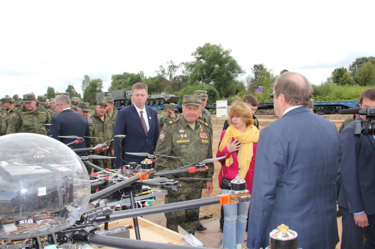 Ярославские экспортно ориентированные предприятия представили продукцию на военных учениях