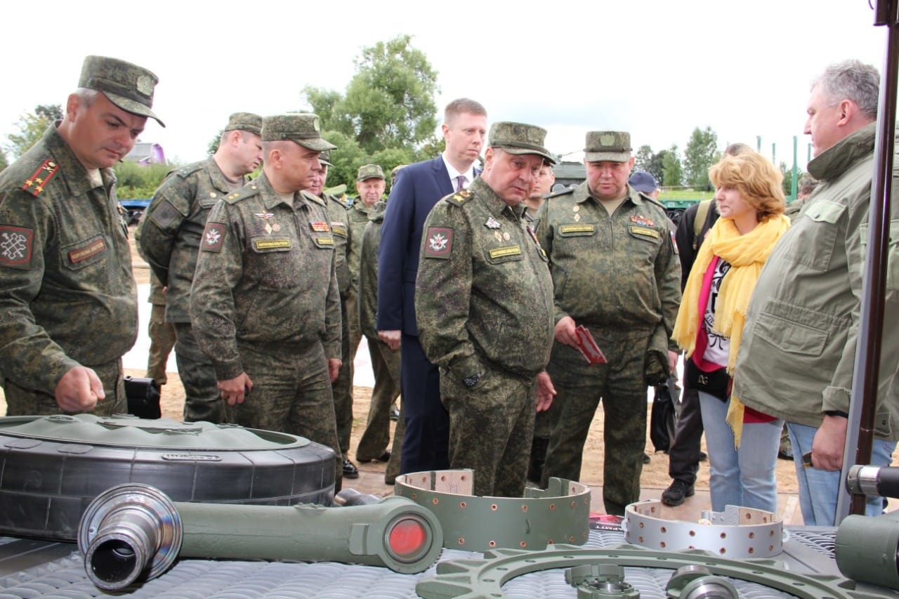 Ярославские экспортно ориентированные предприятия представили продукцию на военных учениях