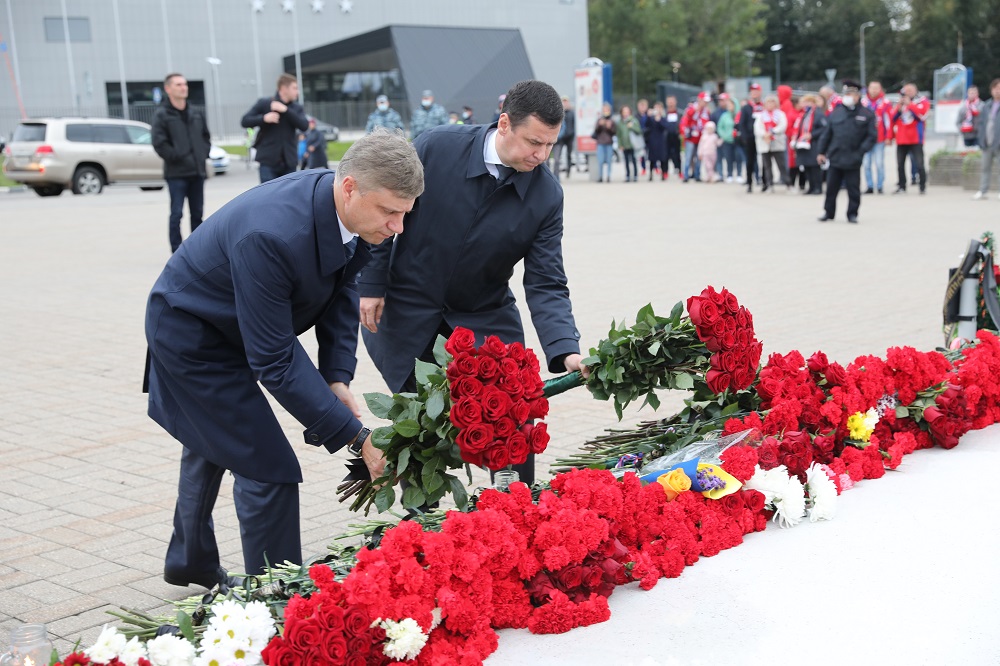 Губернатор принял участие в памятных мероприятиях, посвященных погибшей команде «Локомотив»