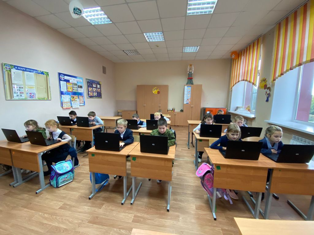 Школы Ярославской области оснащают современным цифровым оборудованием