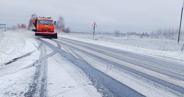 В Ярославской области в преддверии снежного сезона организовали дежурство дорожных служб