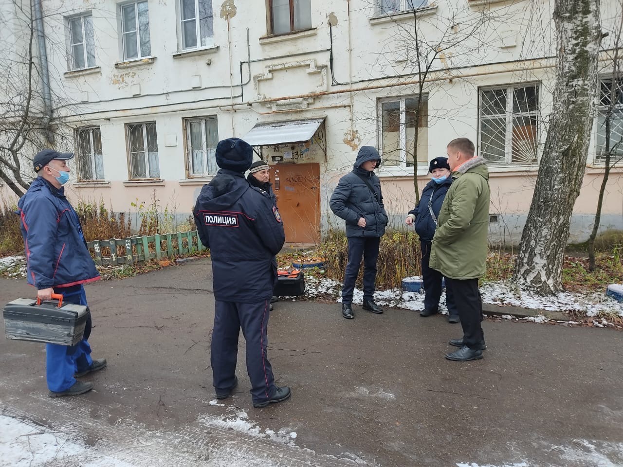 В Ярославле бдительные соседи помогли предотвратить взрыв газа в многоквартирном доме