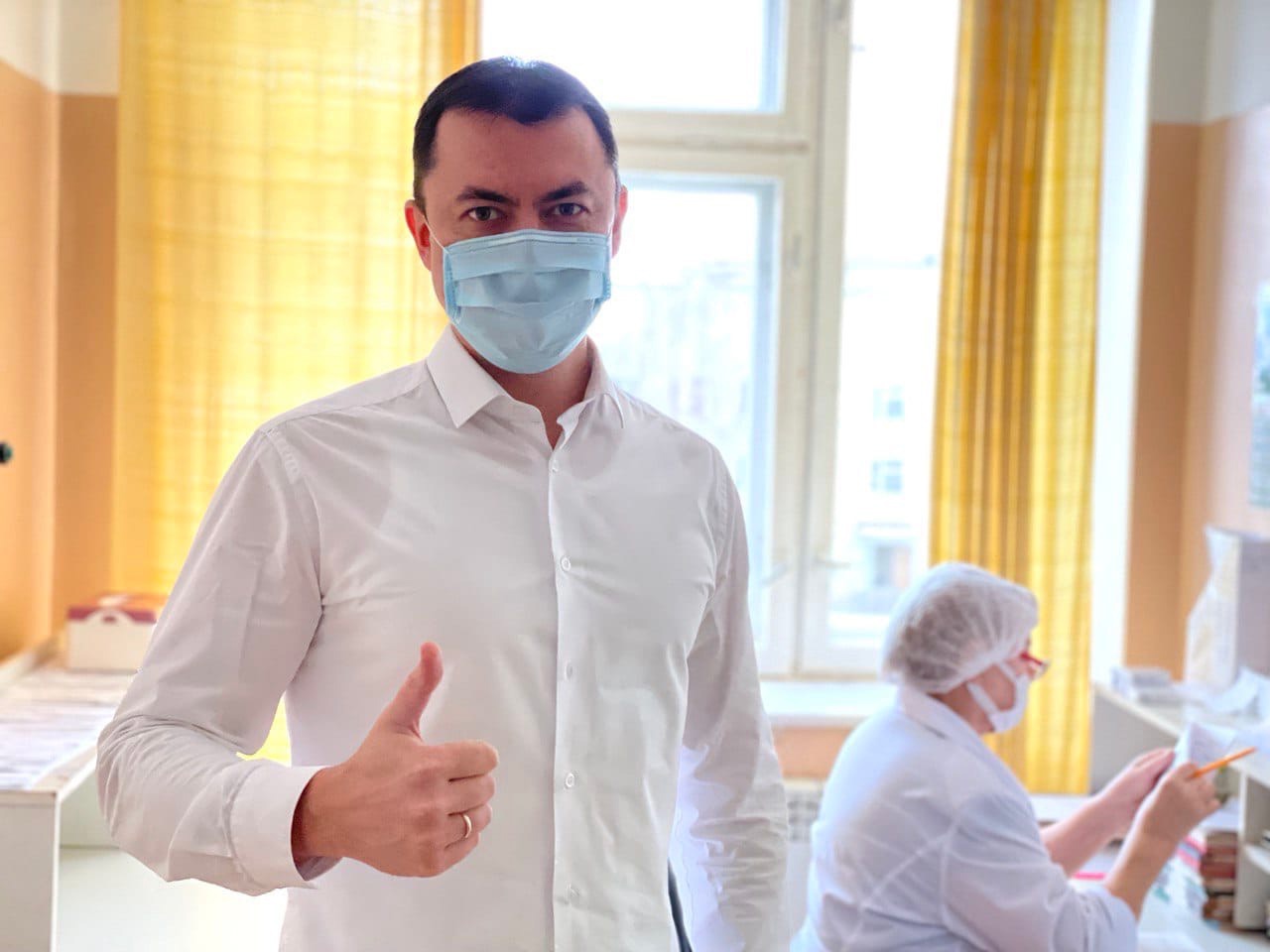 Глава Тутаевского района прошел ревакцинацию от коронавируса