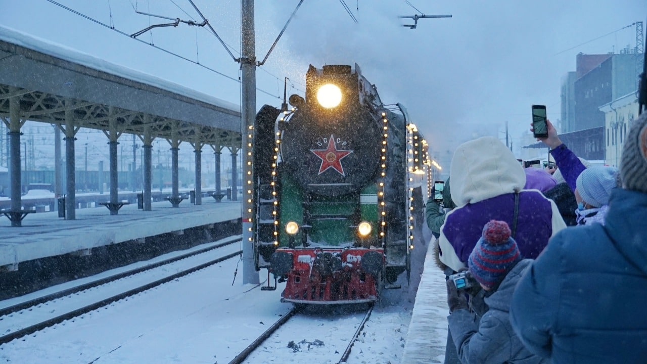 В Ярославль прибыл новогодний поезд из Великого Устюга