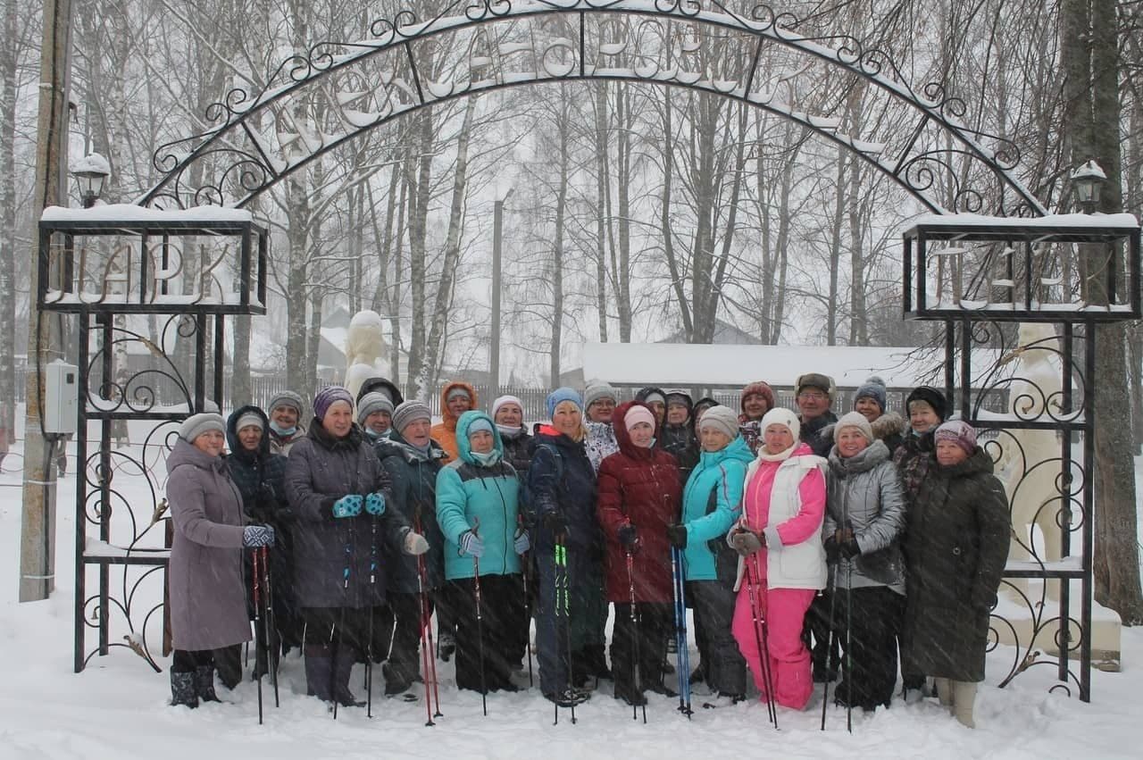 В Ярославской области состоялся мастер-класс по скандинавской ходьбе
