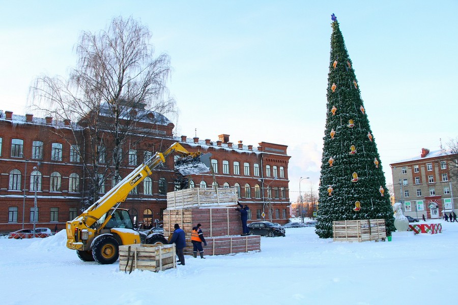 В Рыбинске из снега сделают шестиметрового Деда Мороза