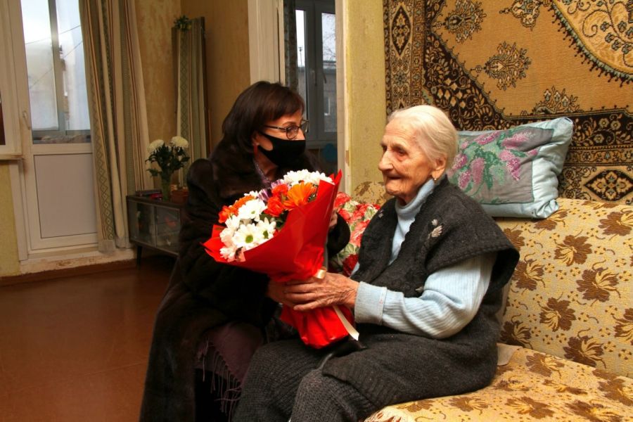 Жительница Рыбинска, участница Великой Отечественной войны, отметила свое столетие