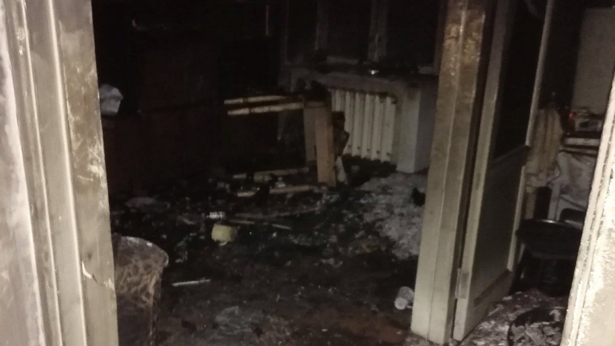 В Ярославле в пожаре в квартире погиб 66-летний мужчина