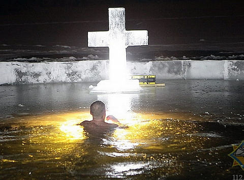 В Ярославле у купелей для купаний на Крещение организуют пункты обогрева