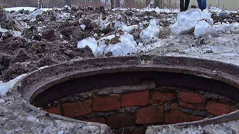 В Рыбинске продолжают борьбу с кражей крышек люков