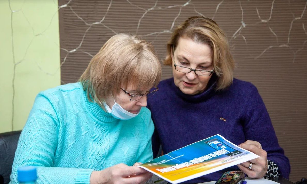 Школы Ярославской области получили уникальные комплекты профориентационных игр для учащихся