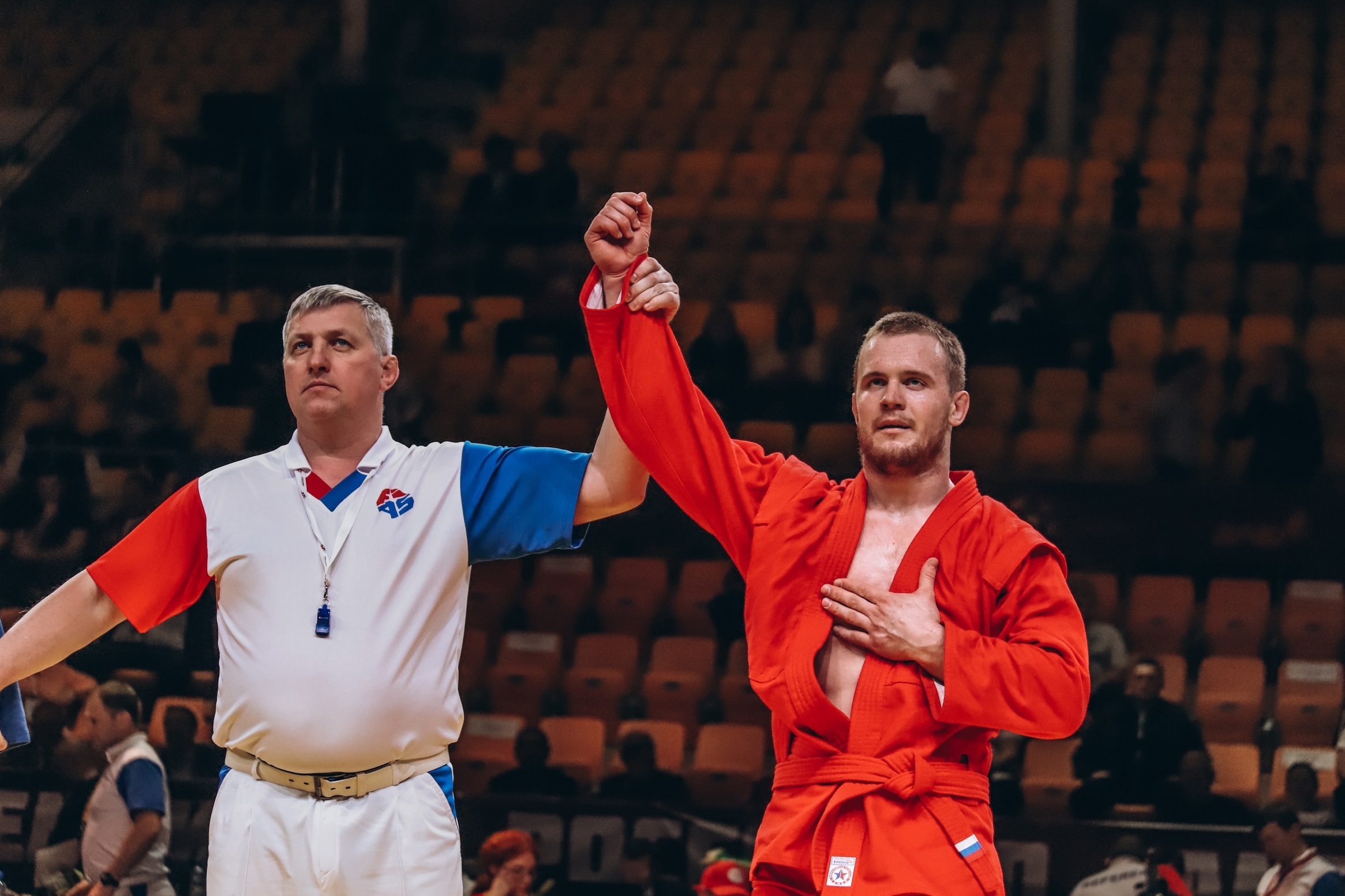 Сусоров Сергей самбо чемпион мира