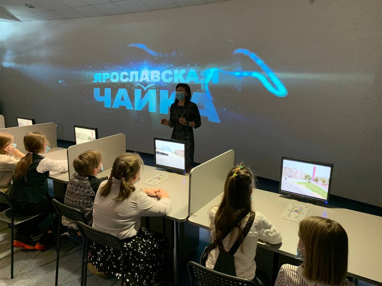 Интерактивные уроки о «Ярославской Чайке» прошли в планетарии