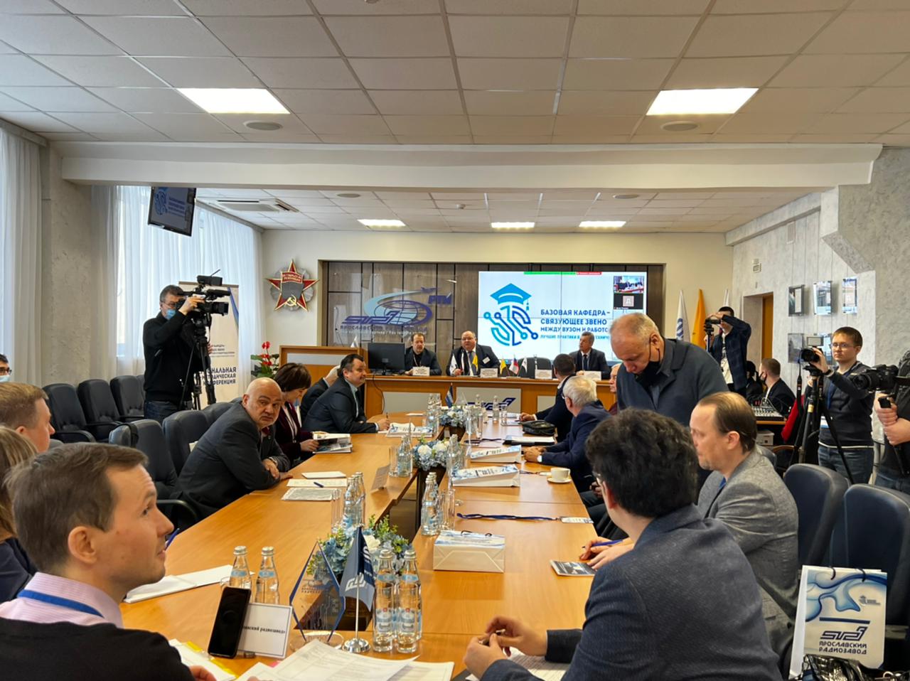 Вопросы подготовки профессиональных кадров для оборонной промышленности обсудили в Ярославле на межрегиональной конференции