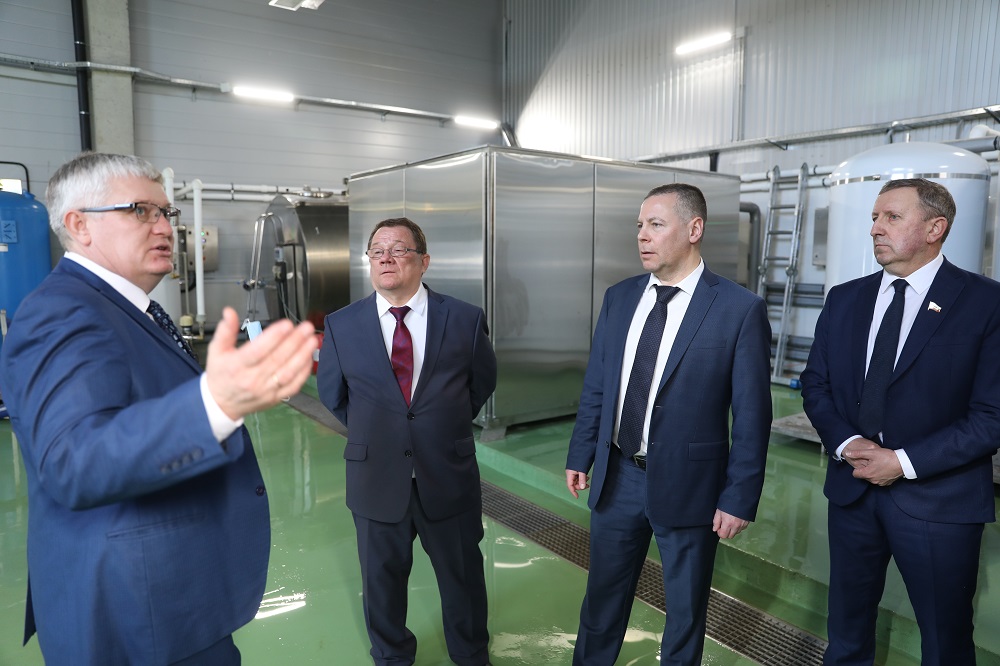Михаил Евраев принял участие в открытии нового молочно-товарного комплекса в Ростовском районе