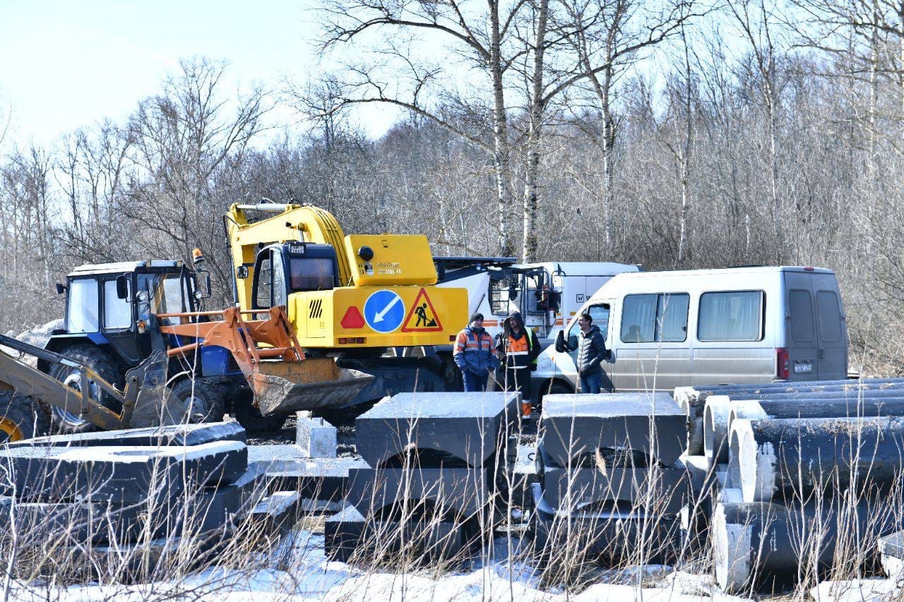В Ярославле приступили к ремонту Тормозного шоссе